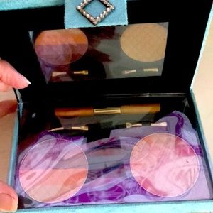 Diana collection make-up kit. NWOT